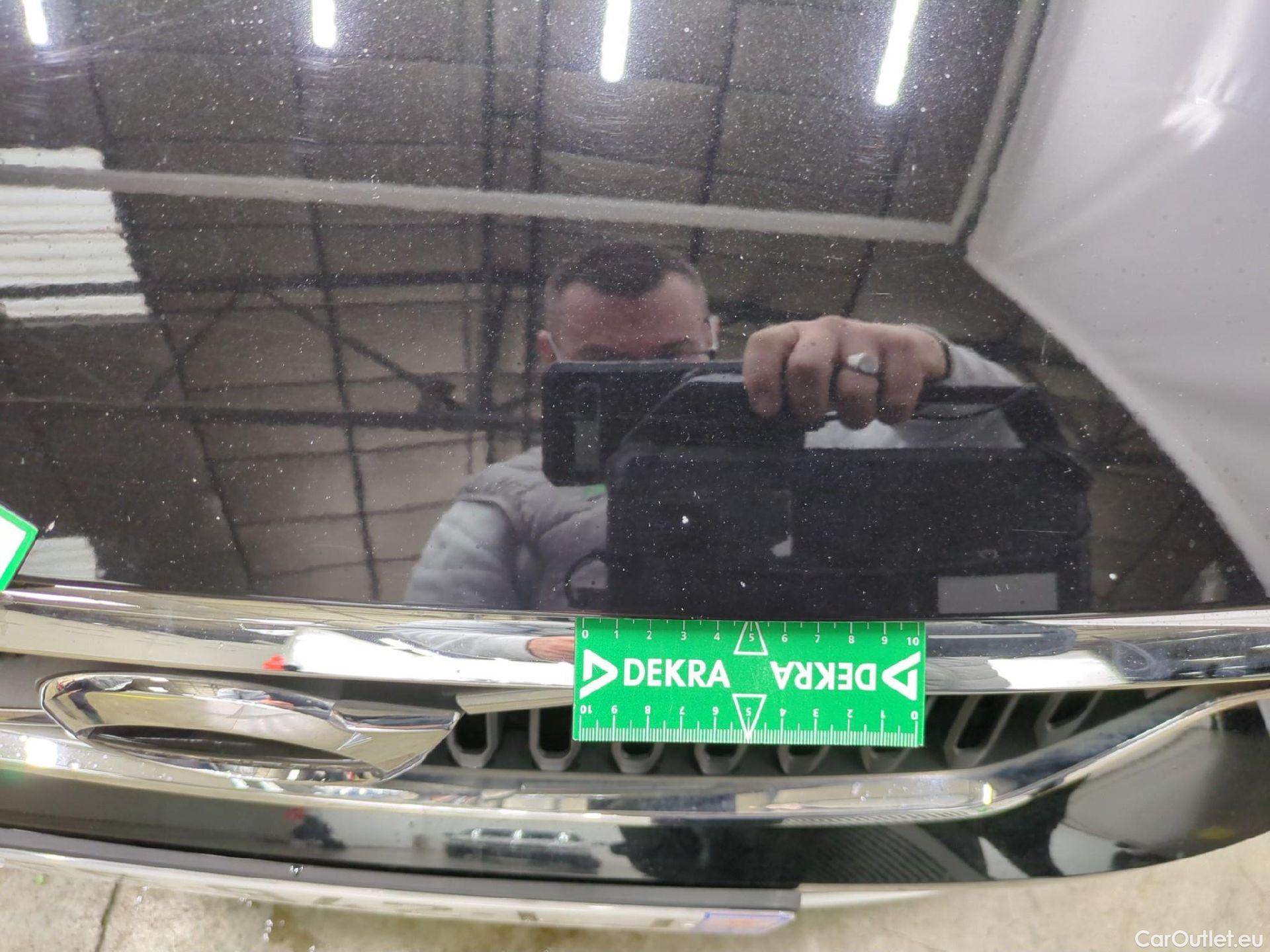  Volvo  XC 40 XC40 Momentum 2WD 1.5 130CV BVA8 E6d #41