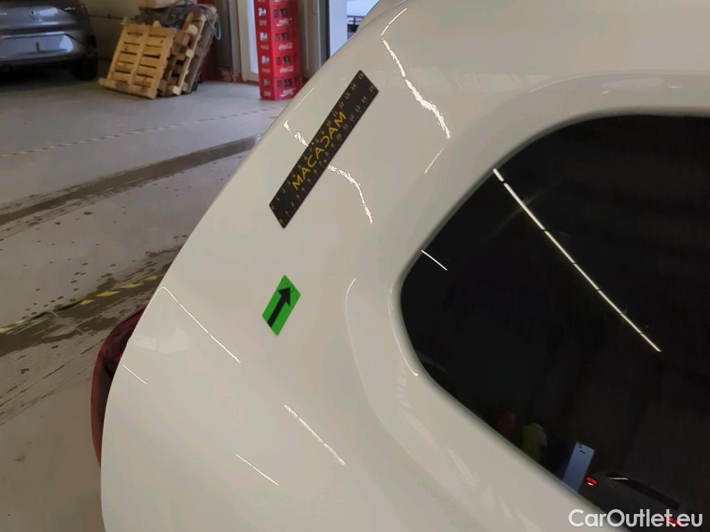  Dacia  Duster 1.5 Blue dCi 115CP Comfort 4WD #8