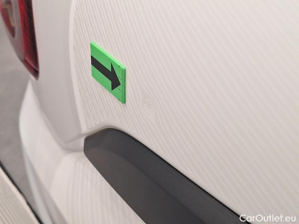  Dacia  Duster 1.5 Blue dCi 115CP Comfort 4WD #8