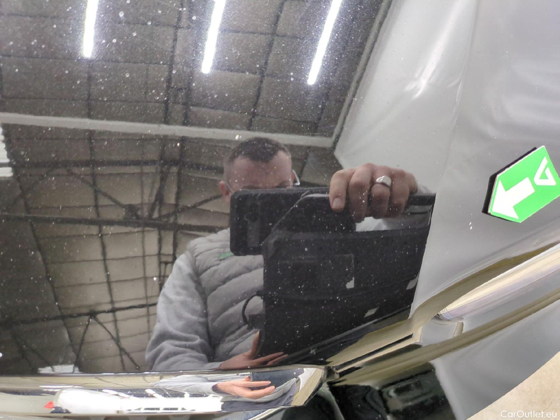  Volvo  XC 40 XC40 Momentum 2WD 1.5 130CV BVA8 E6d #39