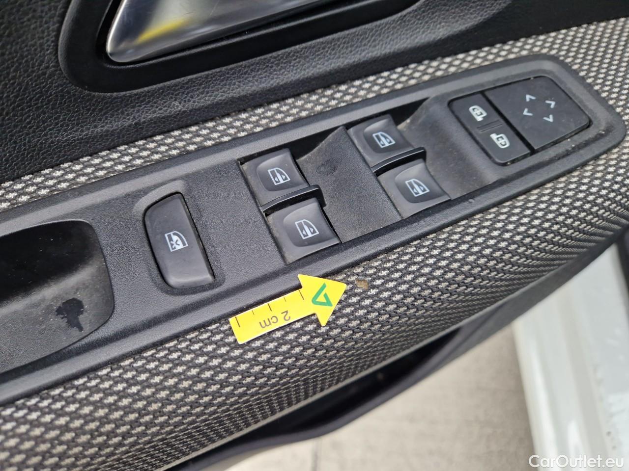  Dacia  Logan 1.0 TCe 90CP Comfort MT6 #32