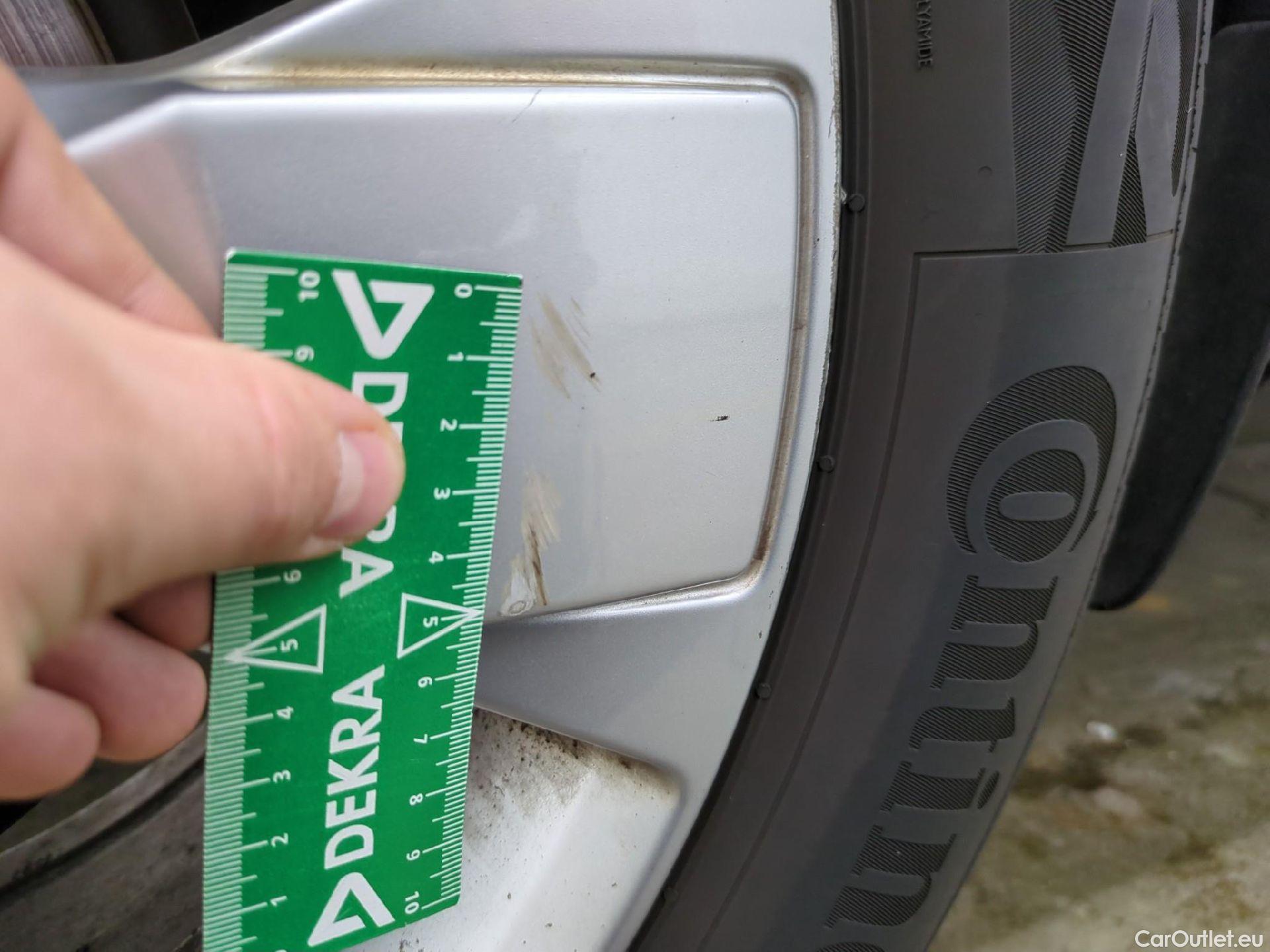  Volvo  XC 40 XC40 Momentum 2WD 1.5 130CV BVA8 E6d #14