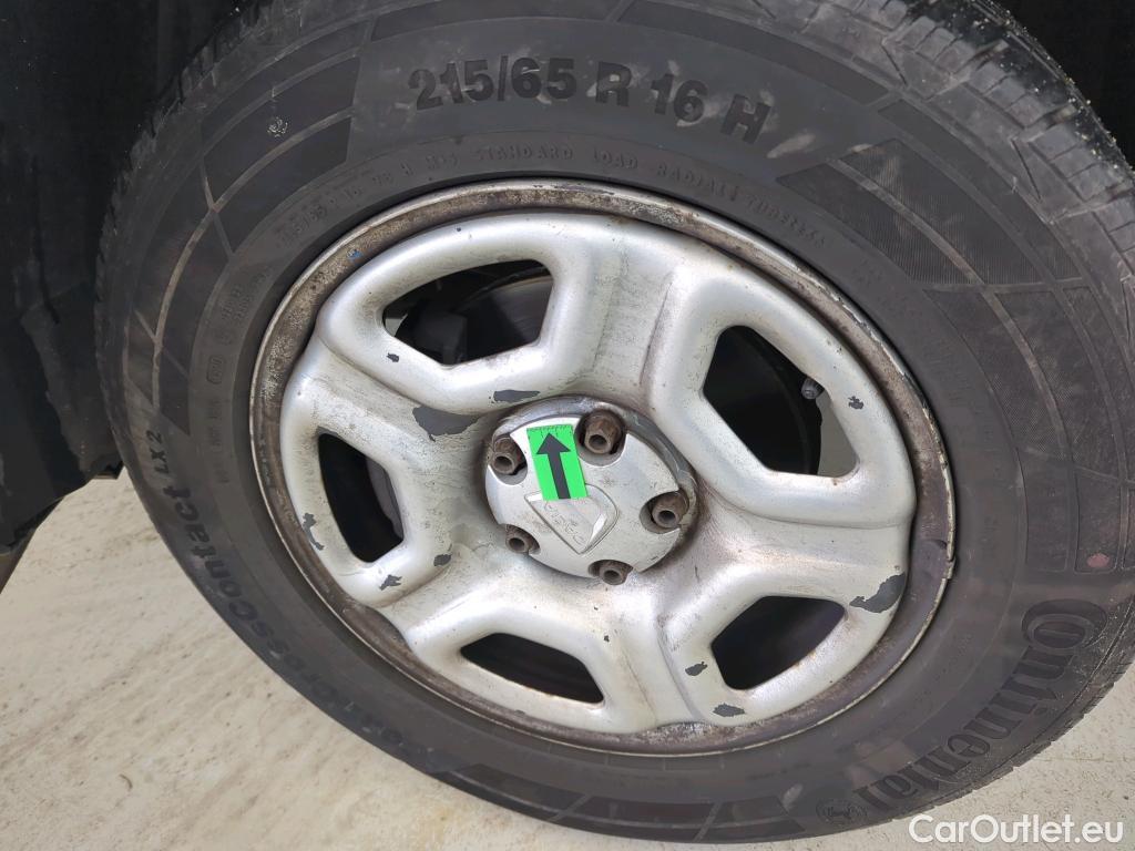  Dacia  Duster 1.5 Blue dCi 115CP Comfort 4WD #33