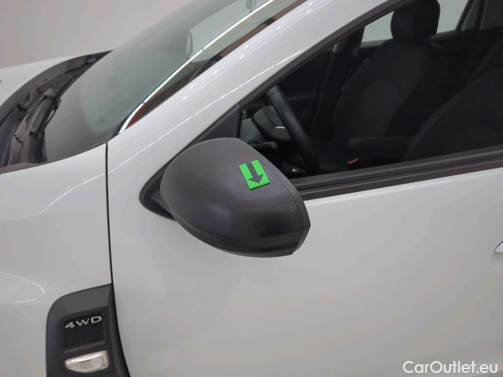  Dacia  Duster 1.5 Blue dCi 115CP Comfort 4WD #47