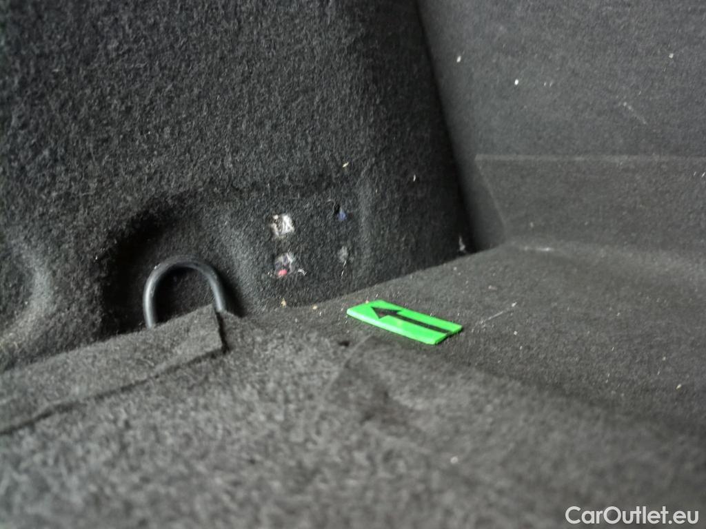  Dacia  Duster 1.5 Blue dCi 115CP Comfort 4WD #44