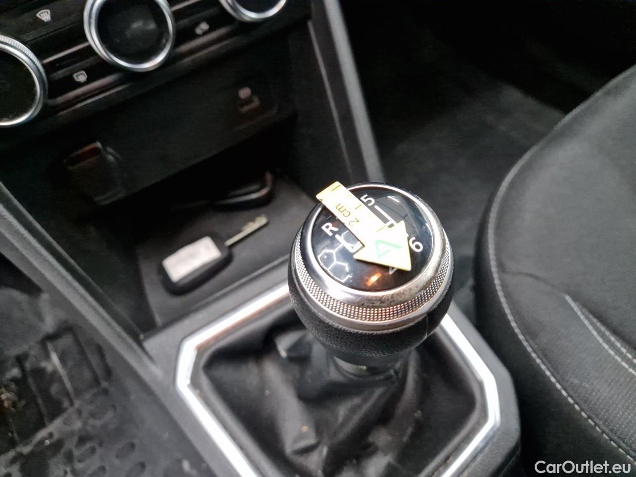  Dacia  Logan 1.0 TCe 90CP Comfort MT6 #37