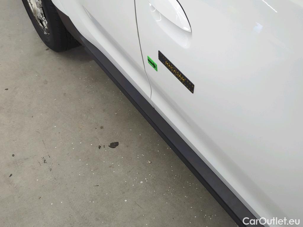  Dacia  Duster 1.5 Blue dCi 115CP Comfort 4WD #4