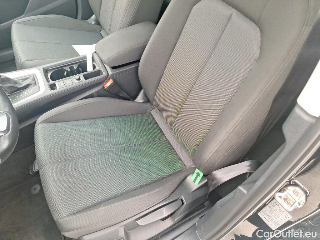  Audi  Q3 2.0 40 TDI Advanced S tronic quattro #1