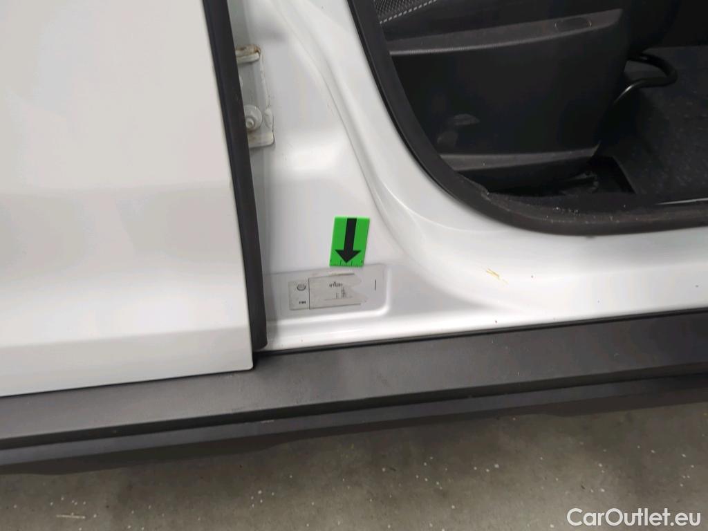  Dacia  Duster 1.5 Blue dCi 115CP Comfort 4WD #32