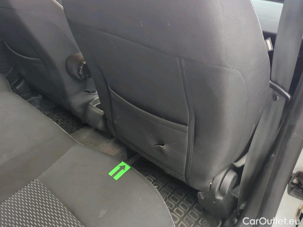  Dacia  Duster 1.5 Blue dCi 115CP Comfort 4WD #21