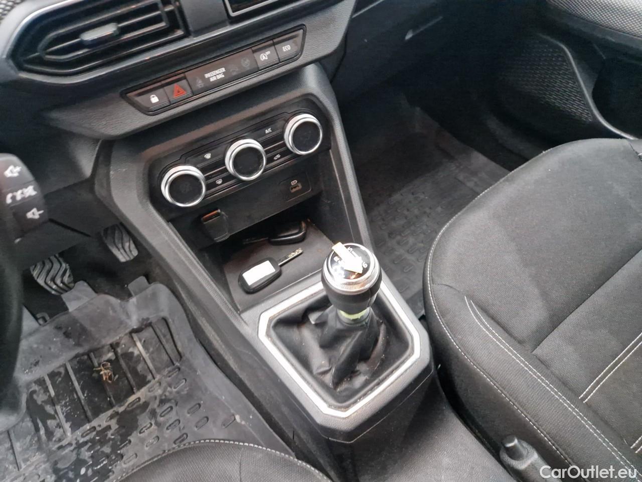  Dacia  Logan 1.0 TCe 90CP Comfort MT6 #38