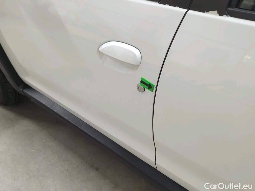  Dacia  Duster 1.5 Blue dCi 115CP Comfort 4WD #12