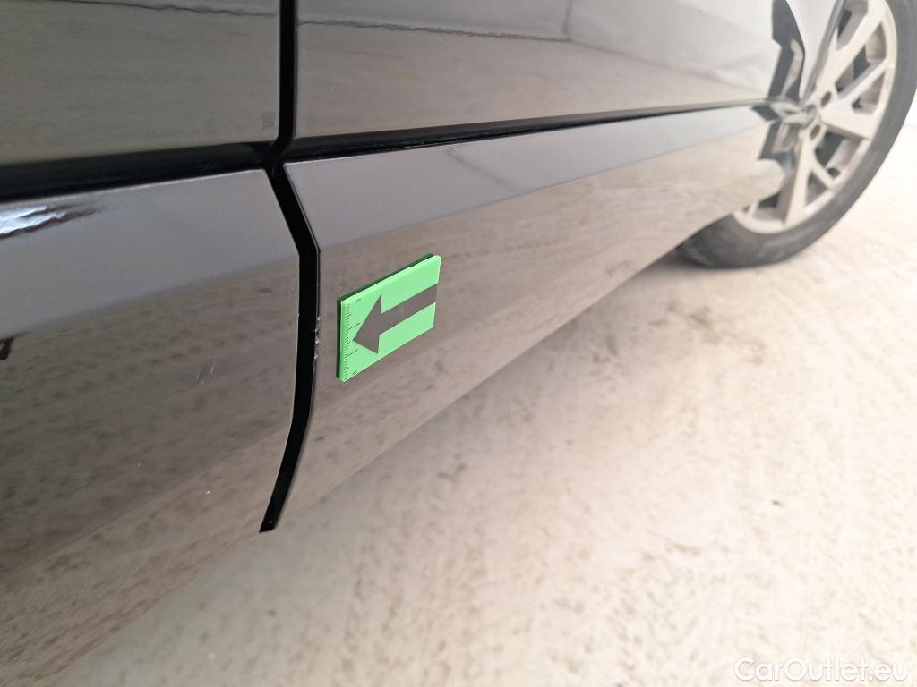  Audi  Q3 2.0 40 TDI Advanced S tronic quattro #19