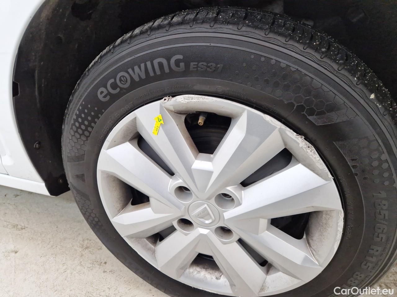  Dacia  Logan 1.0 TCe 90CP Comfort MT6 #12