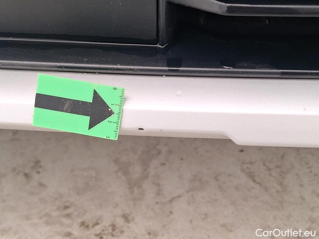  Audi  Q3 2.0 40 TDI Advanced S tronic quattro #10