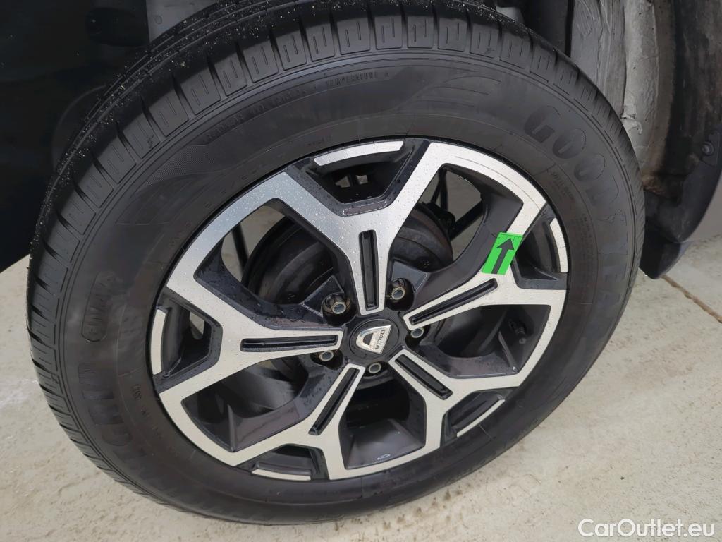  Dacia  Duster 1.5 Blue dCi 115 Prestige 4WD #5