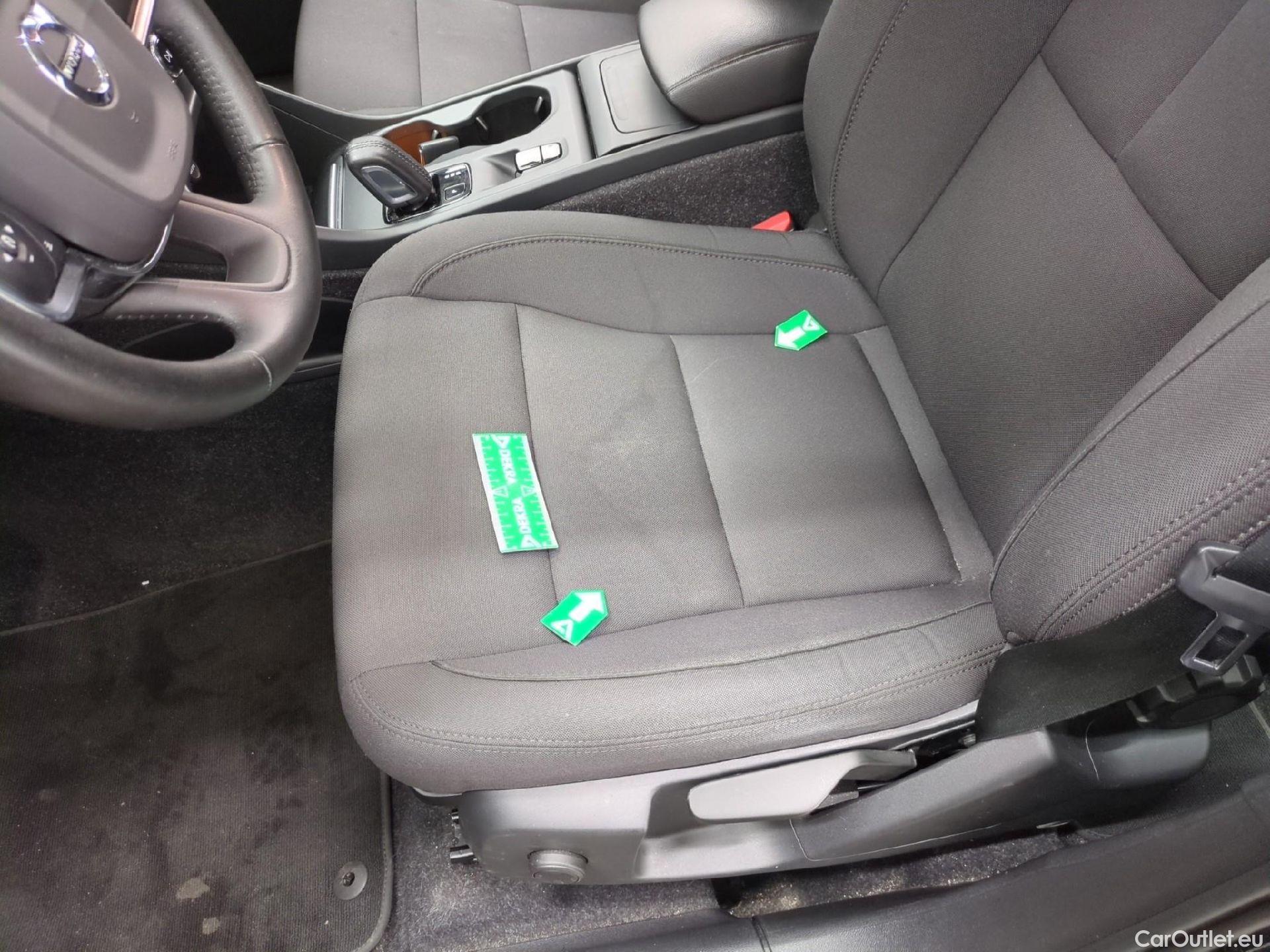  Volvo  XC 40 XC40 Momentum 2WD 1.5 130CV BVA8 E6d #7