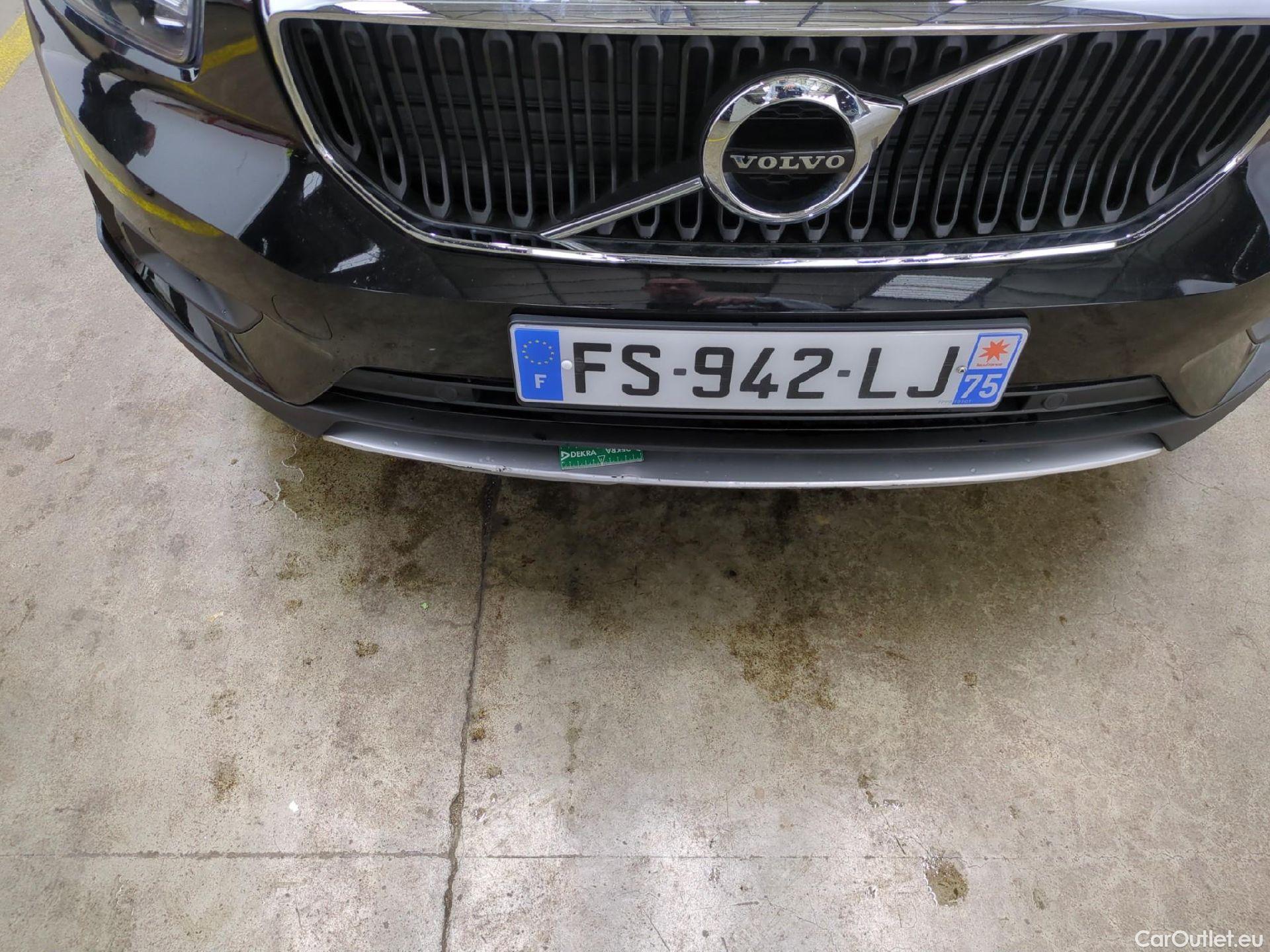  Volvo  XC 40 XC40 Momentum 2WD 1.5 130CV BVA8 E6d #38