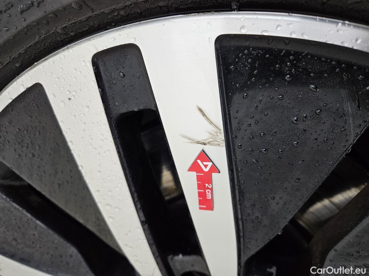  Mercedes  A-Klasse A 250 e #9