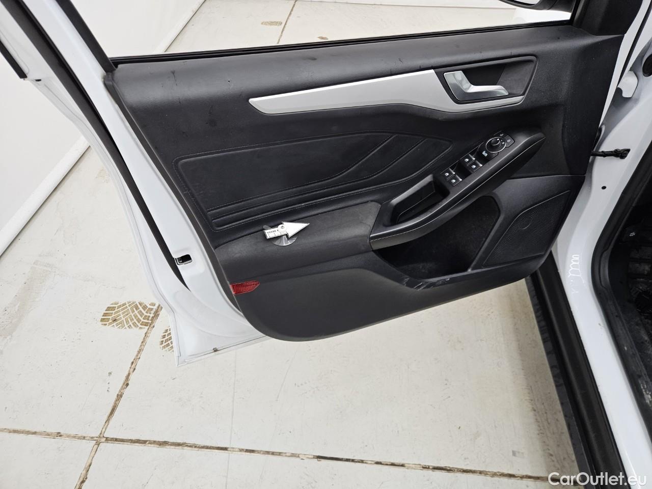  Ford  Focus 1.5 EcoBlue 120CP Trend Connected Wgn A8 #45