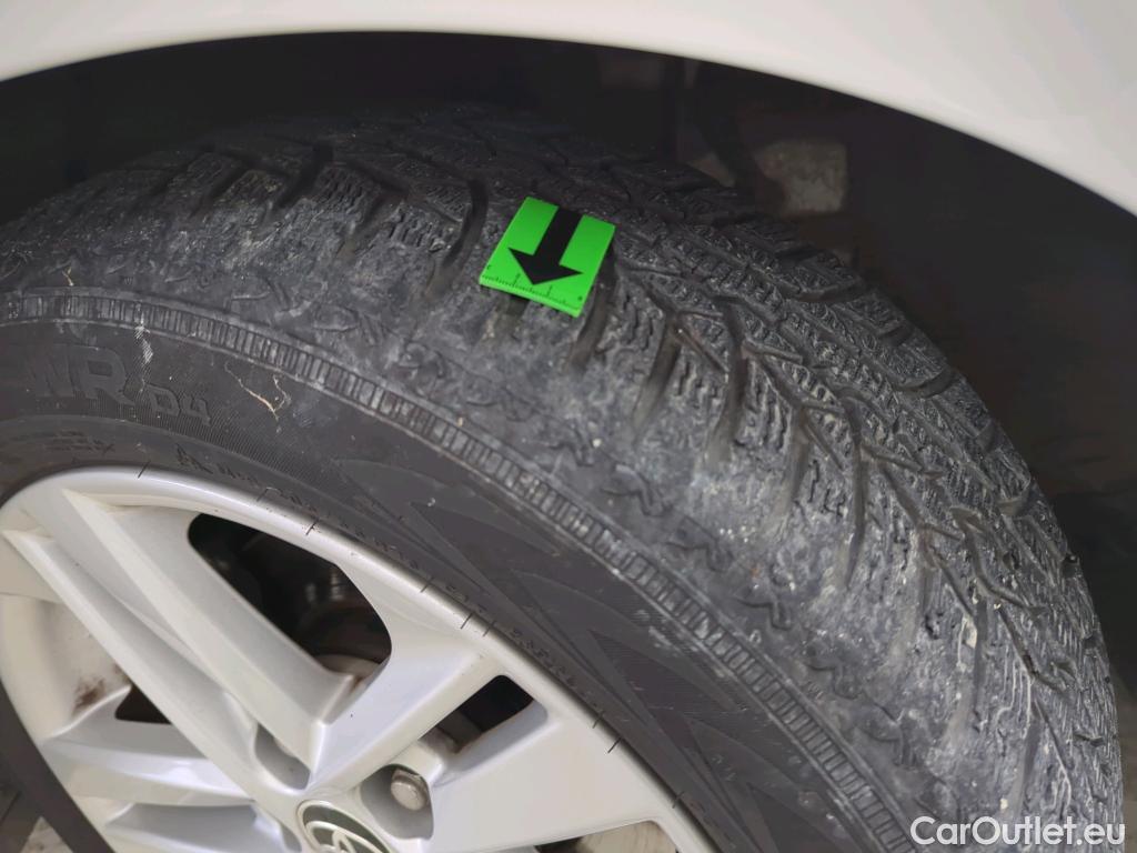  Toyota  Corolla 1.8 Hybrid Eco HSD E-CVT #30