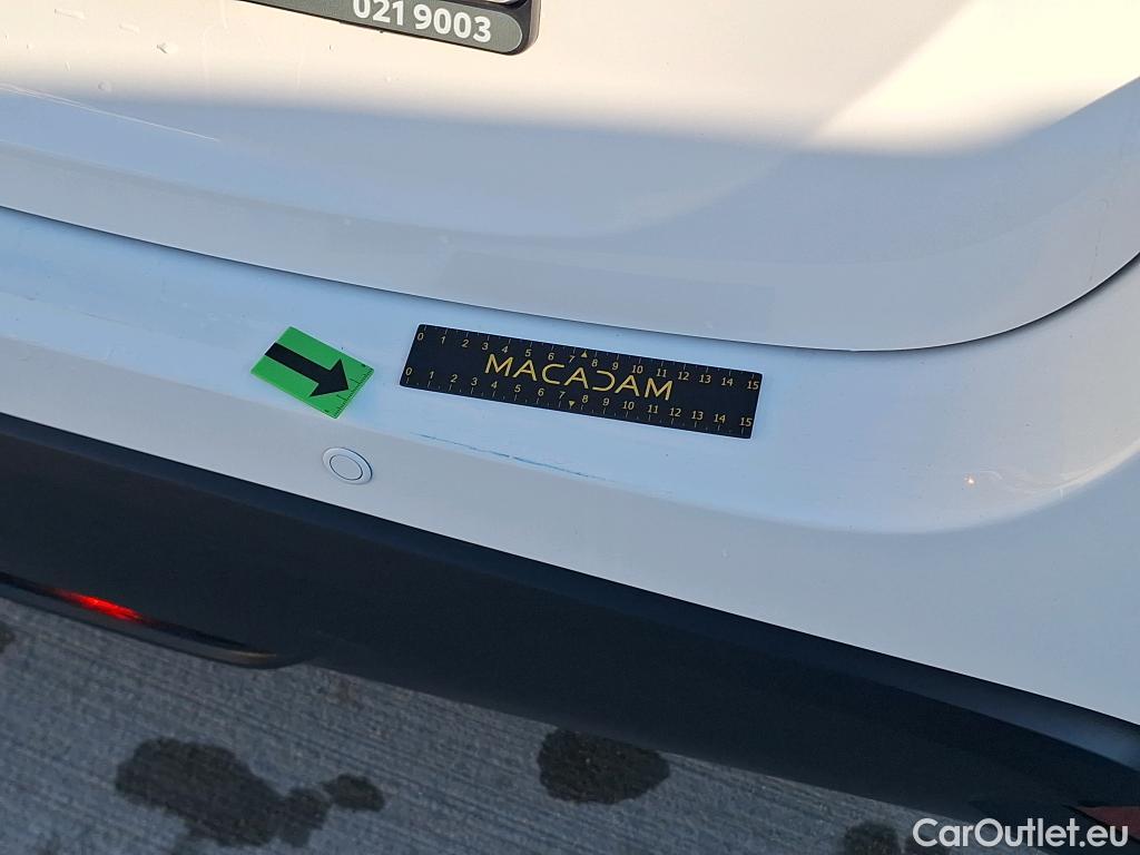  Toyota  Yaris 1.5 Hybrid Eco HYB Auto #10