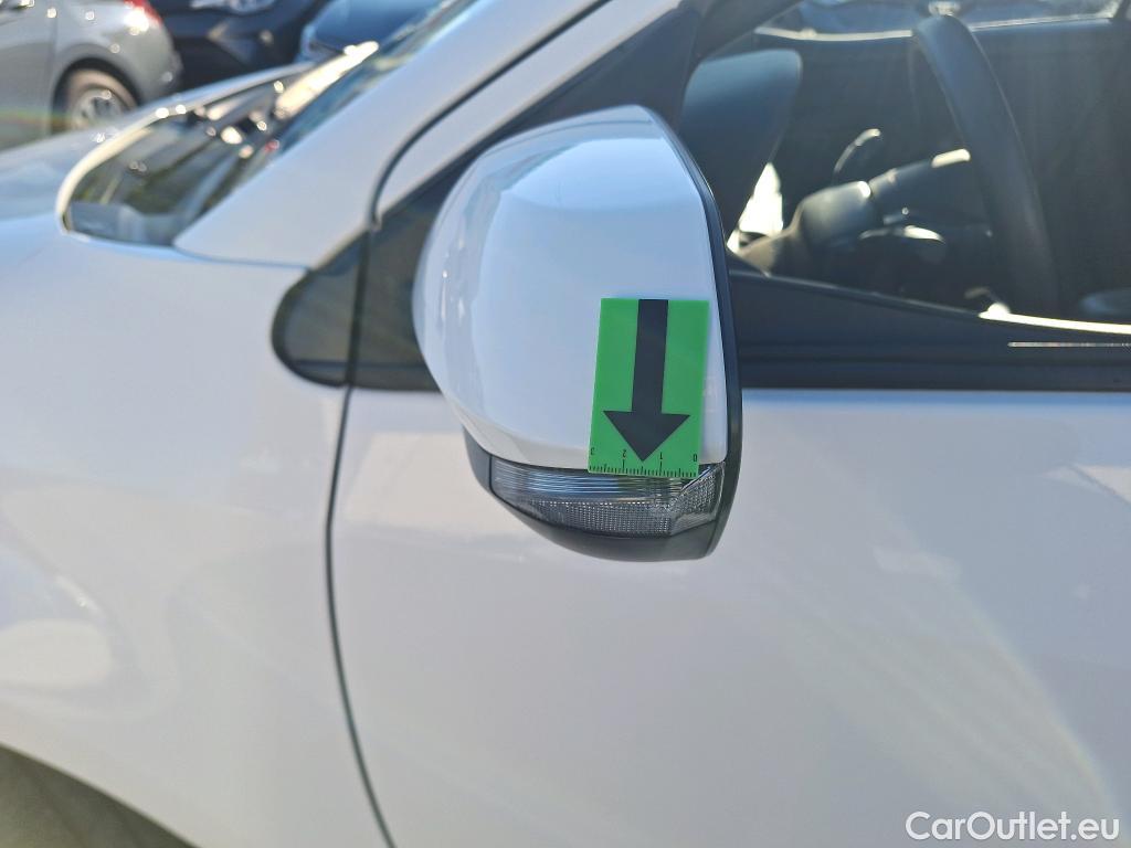  Toyota  Yaris 1.5 Hybrid Eco HYB Auto #11