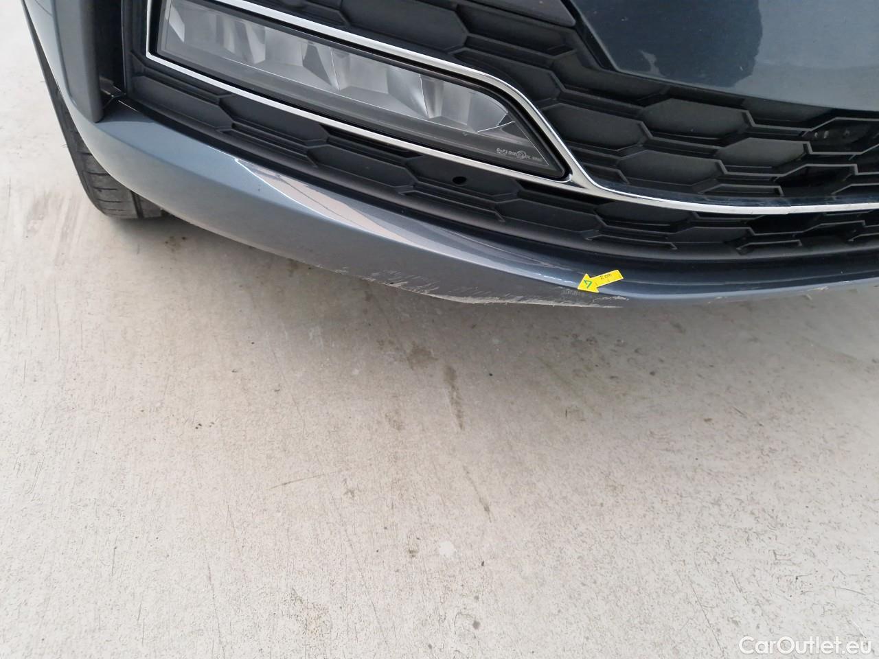  Skoda  Octavia 2.0 TDI 200CP Style DSG 4x4 #8