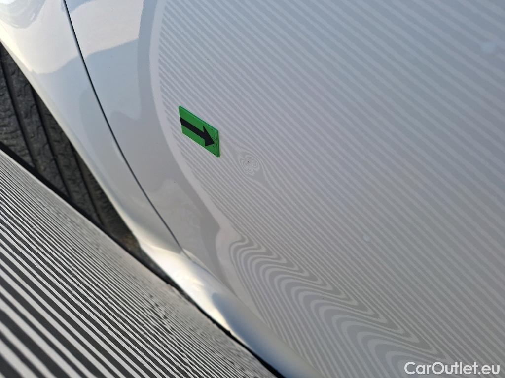  Toyota  Yaris 1.5 Hybrid Eco HYB Auto #2