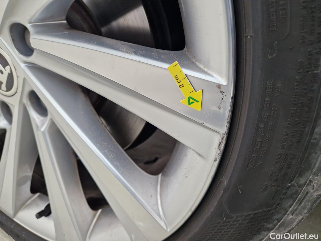  Skoda  Octavia 2.0 TDI 200CP Style DSG 4x4 #5