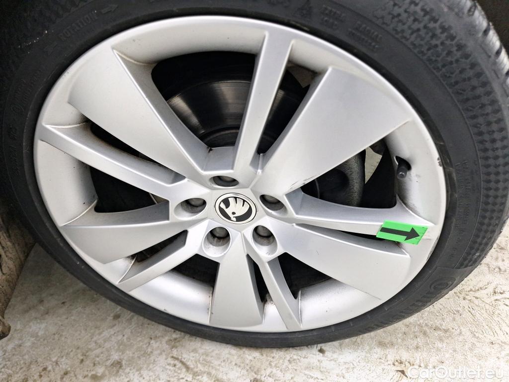  Skoda  Superb 2.0 TDI 150CP Style DSG #9