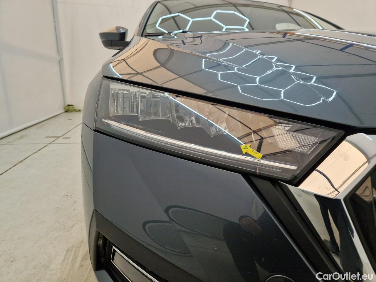  Skoda  Octavia 2.0 TDI 200CP Style DSG 4x4 #11