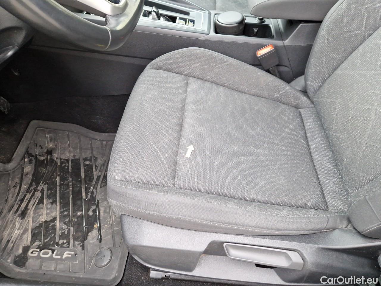  Volkswagen  Golf  2.0 TDI 116HP DSG Life Variant #30