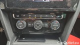  Volkswagen  Passat 2.0 TDI SCR DSG Business Variant #14
