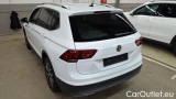  Volkswagen  Tiguan 2.0 TDI SCR DSG Comfortline #3