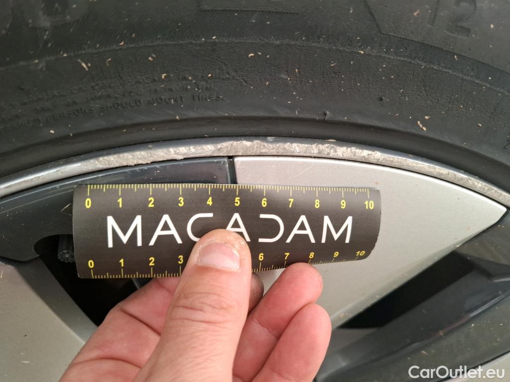  Tesla  Model Y TESLA  / 2020 / 5P / SUV Grand Autonomie Dual Motor AWD #26