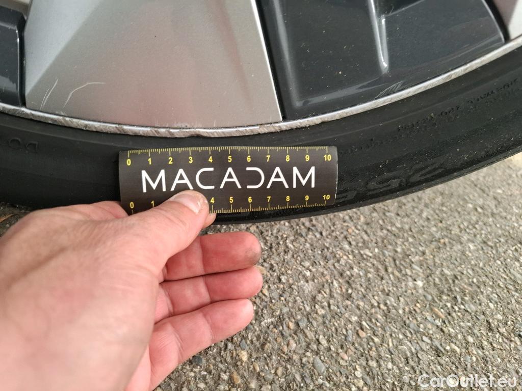  Tesla  Model Y TESLA  / 2020 / 5P / SUV Grand Autonomie Dual Motor AWD #29