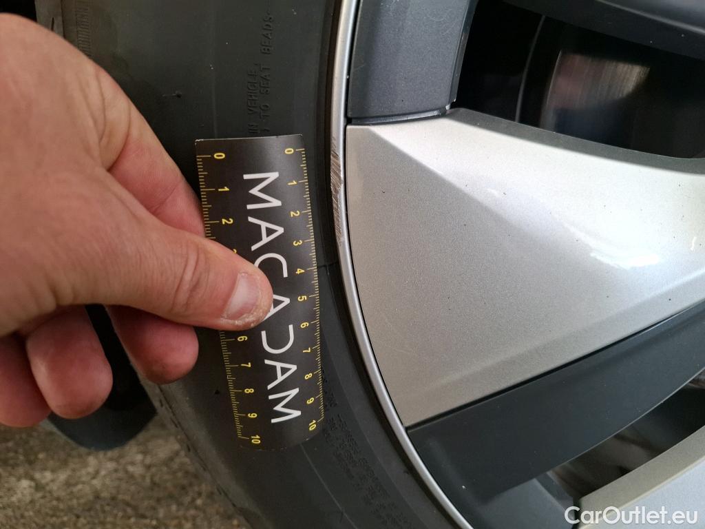  Tesla  Model Y TESLA  / 2020 / 5P / SUV Grand Autonomie Dual Motor AWD #20