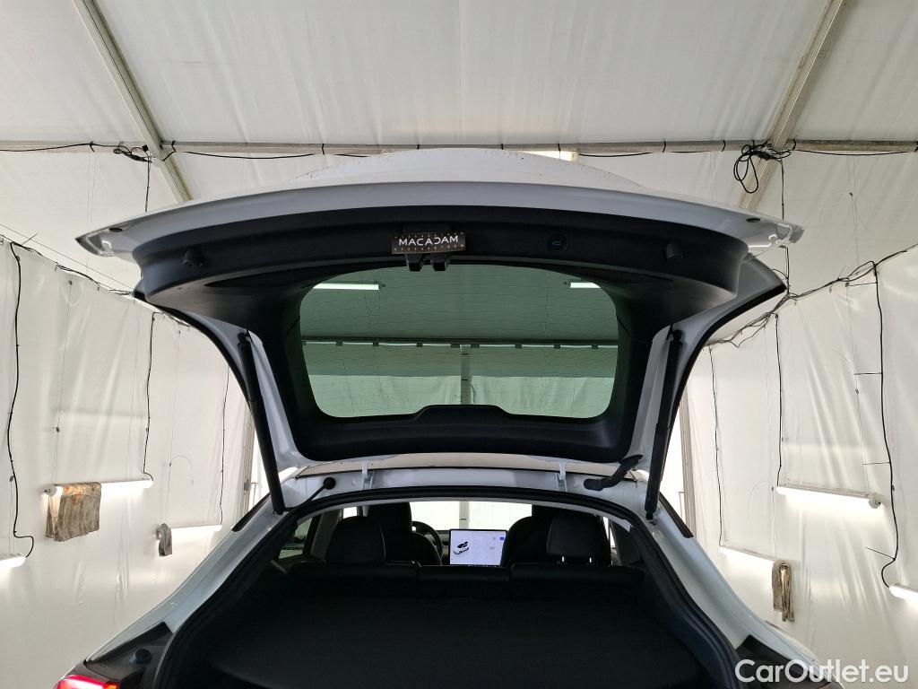  Tesla  Model Y TESLA  / 2020 / 5P / SUV Grand Autonomie Dual Motor AWD #30