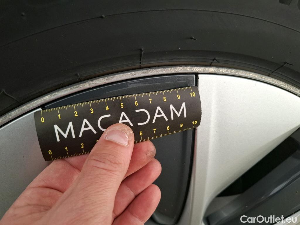  Tesla  Model Y TESLA  / 2020 / 5P / SUV Grand Autonomie Dual Motor AWD #23