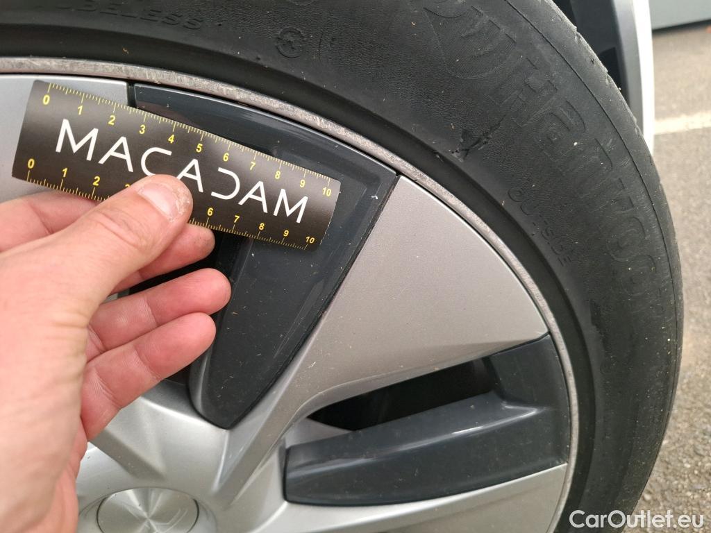  Tesla  Model Y TESLA  / 2020 / 5P / SUV Grand Autonomie Dual Motor AWD #27