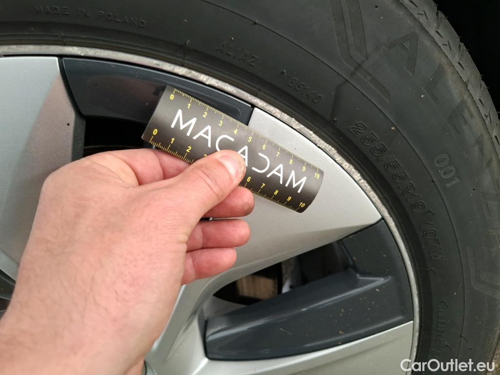  Tesla  Model Y TESLA  / 2020 / 5P / SUV Grand Autonomie Dual Motor AWD #24