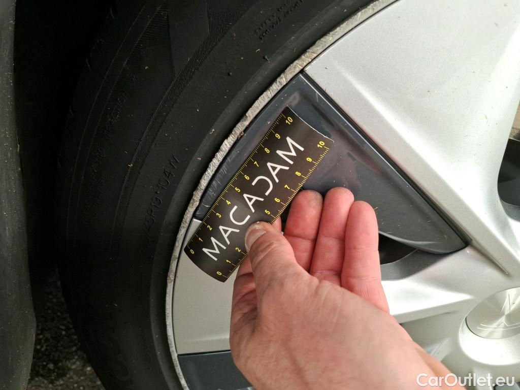  Tesla  Model Y TESLA  / 2020 / 5P / SUV Grand Autonomie Dual Motor AWD #28