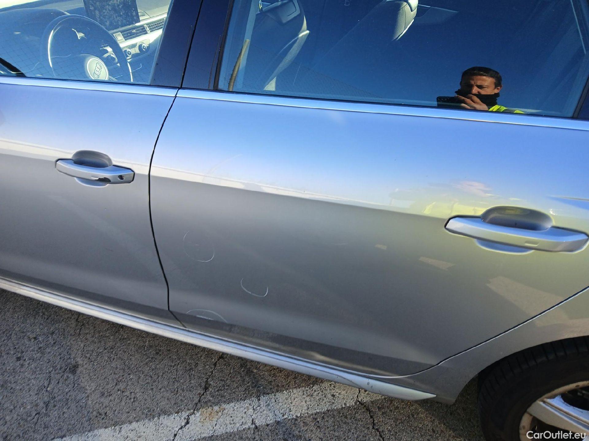  Audi  A4 AUDI  / 2019 / 5P / familiar Avant Advanced 35 TDI 120kW S tronic #20