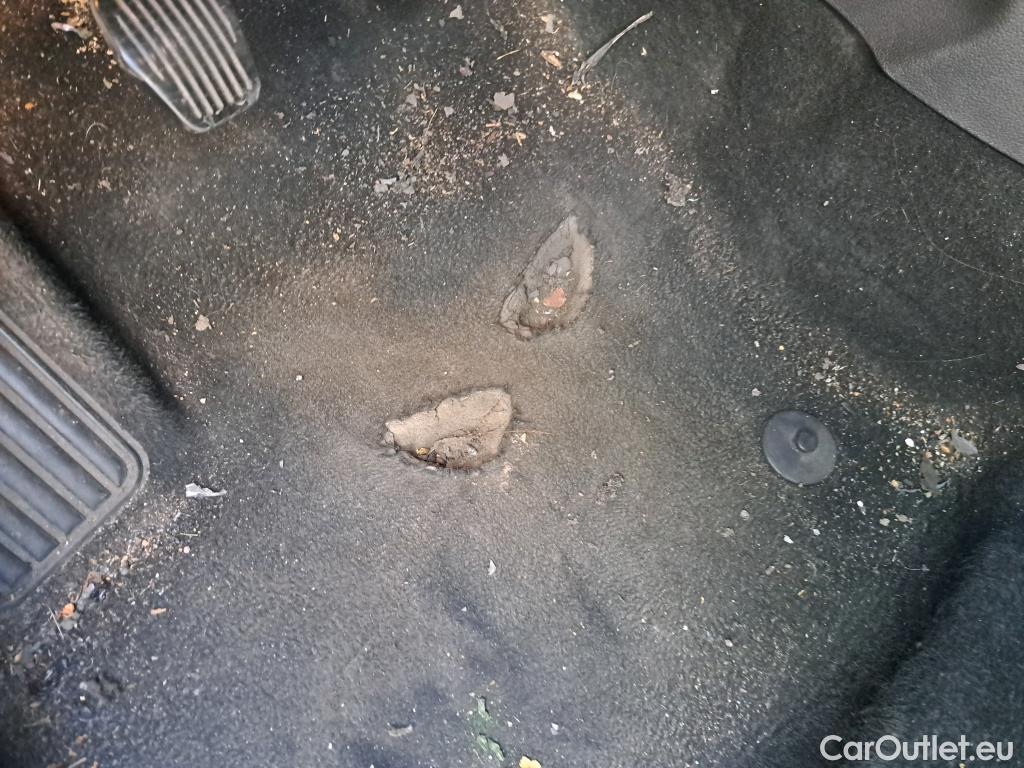  Ford  Kuga FORD  / 2016 / 5P / todoterreno 1.5 EcoBoost 88kW 4x2 Trend+ (CX) #2