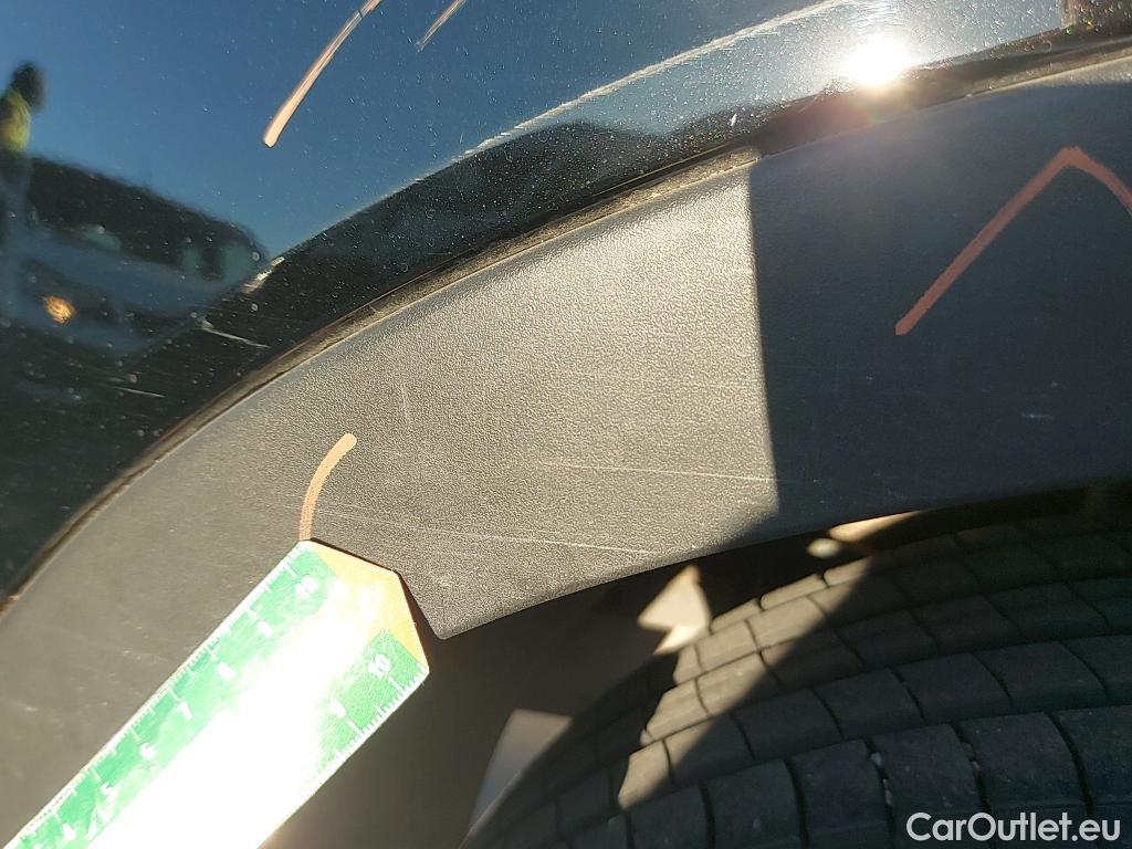  Hyundai  Bayon HYUNDAI  / 2021 / 5P / todoterreno 1.2 MPI Essence #32