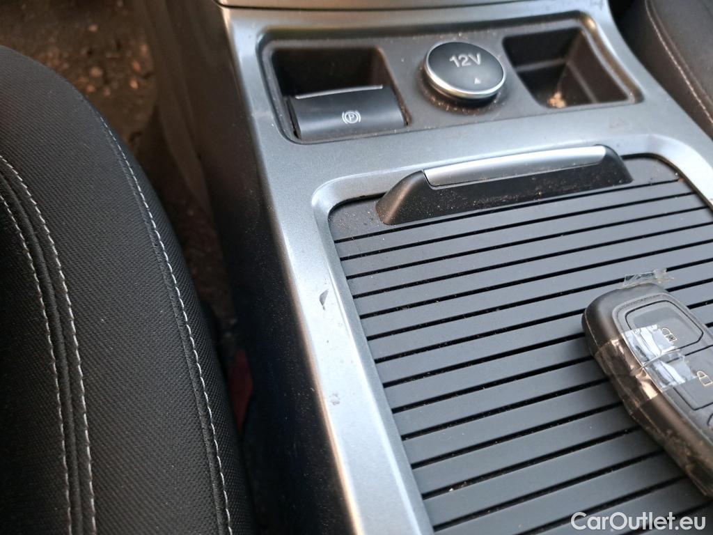  Ford  Kuga FORD  / 2016 / 5P / todoterreno 1.5 EcoBoost 88kW 4x2 Trend+ (CX) #58