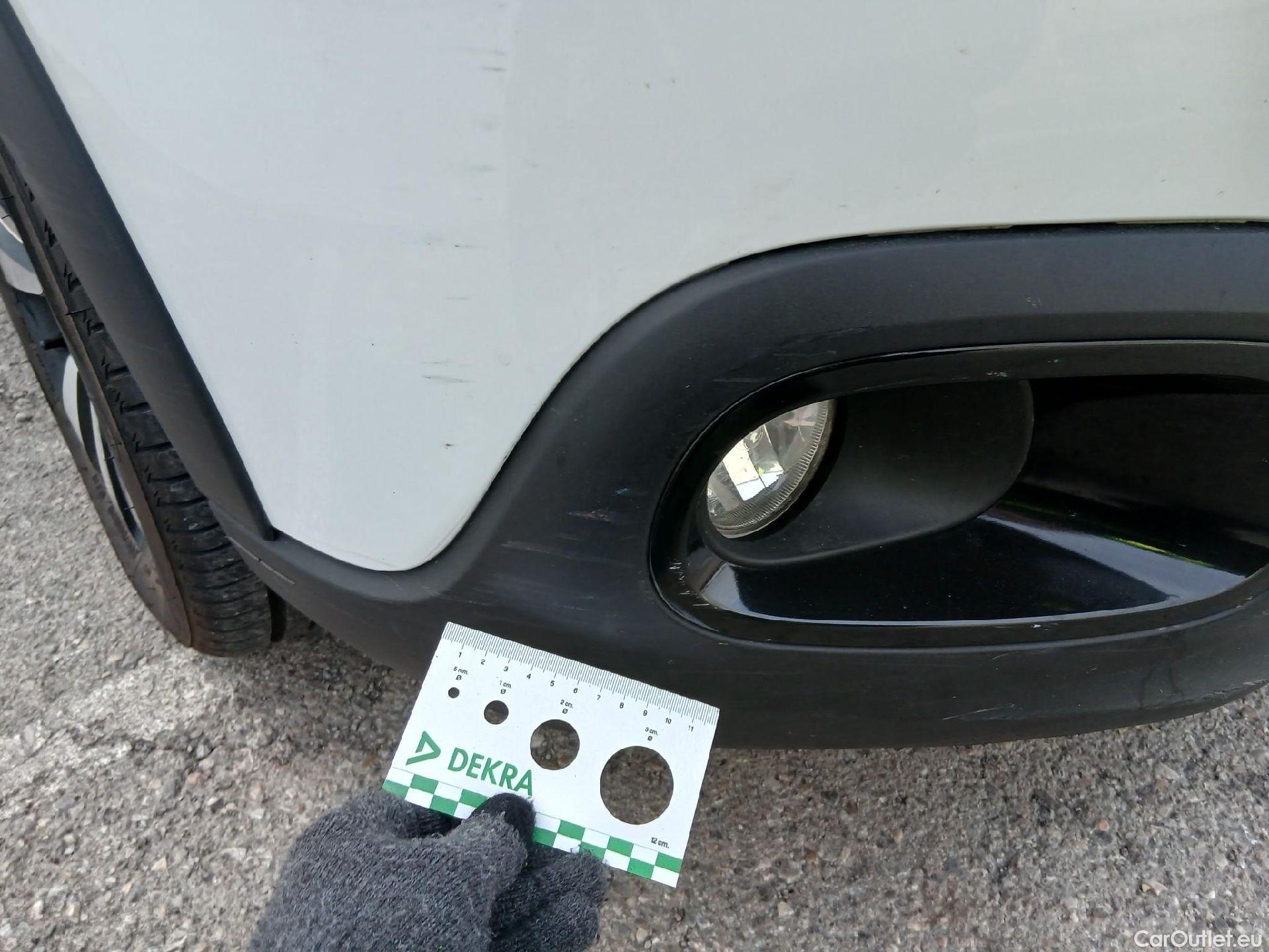  Citroen  C3 CITROEN  / 2020 / 5P / berlina con portón PureTech 60kW (83CV) Feel Pack (CX) #5