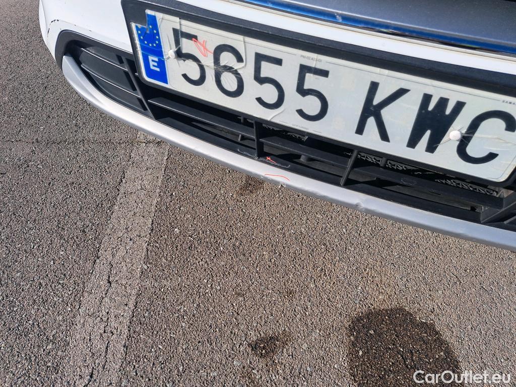  Ford  Kuga FORD  / 2016 / 5P / todoterreno 1.5 EcoBoost 88kW 4x2 Trend+ (CX) #8