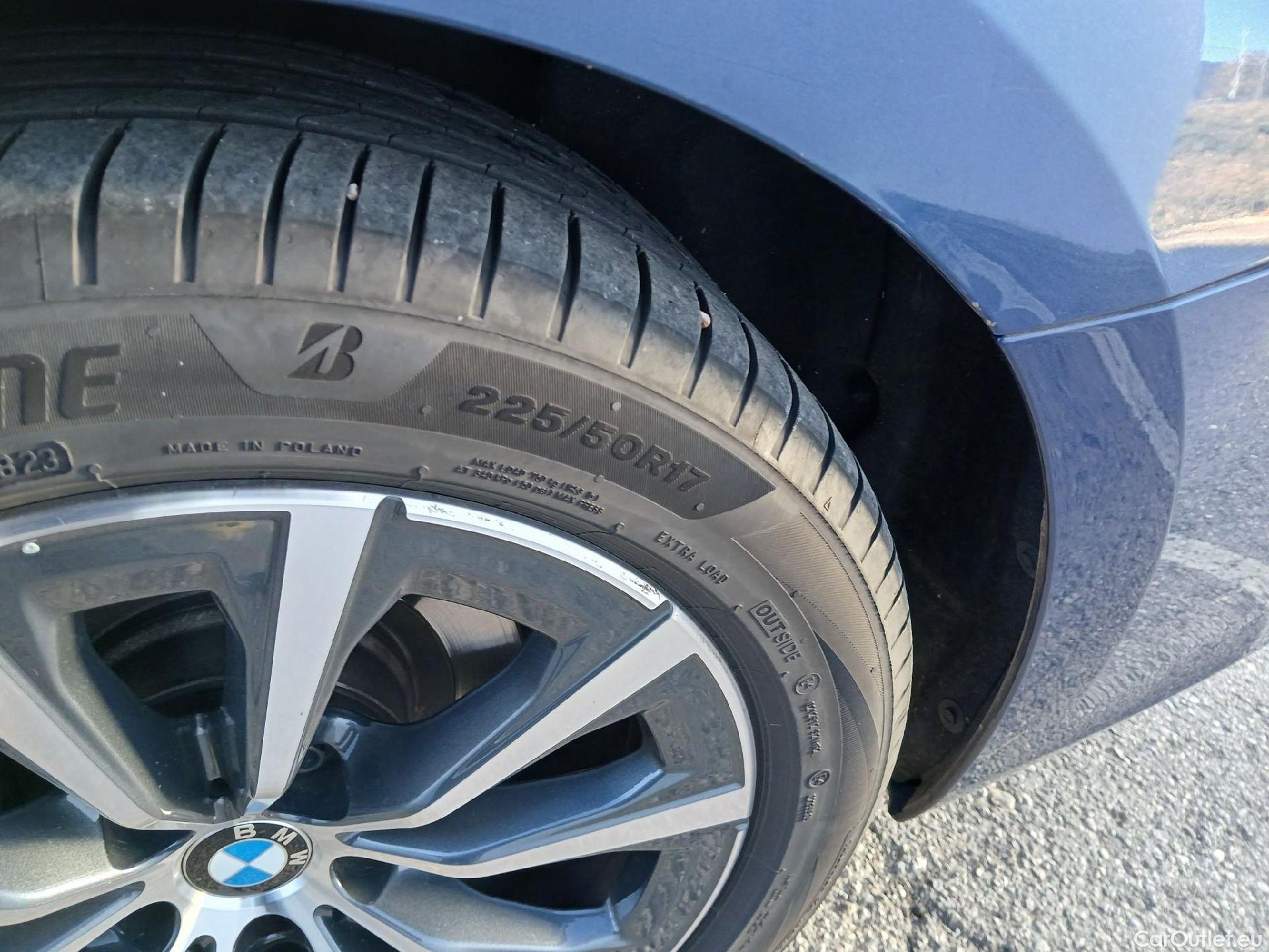  Bmw  Serie 3 BMW  / 2018 / 4P / sedán 320d Auto. #10